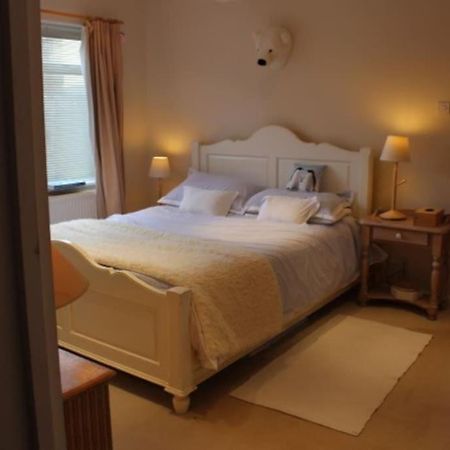 Apartment With Own Entrance & Terrace On West Hill Гастингс Экстерьер фото